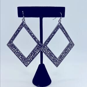 Gunmetal Silver Diamond-Shaped Earrings